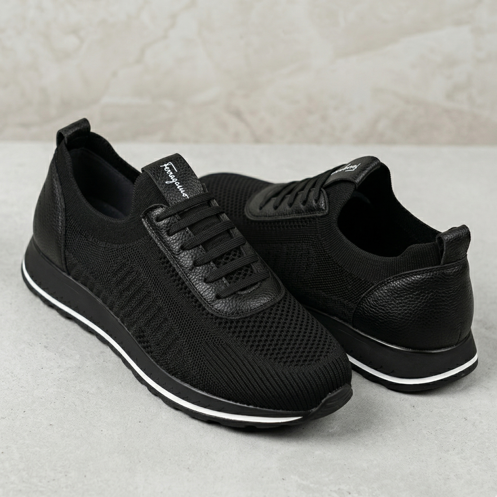 Premium Qara Toxunma Krasovka - Gündəlik və Şıq