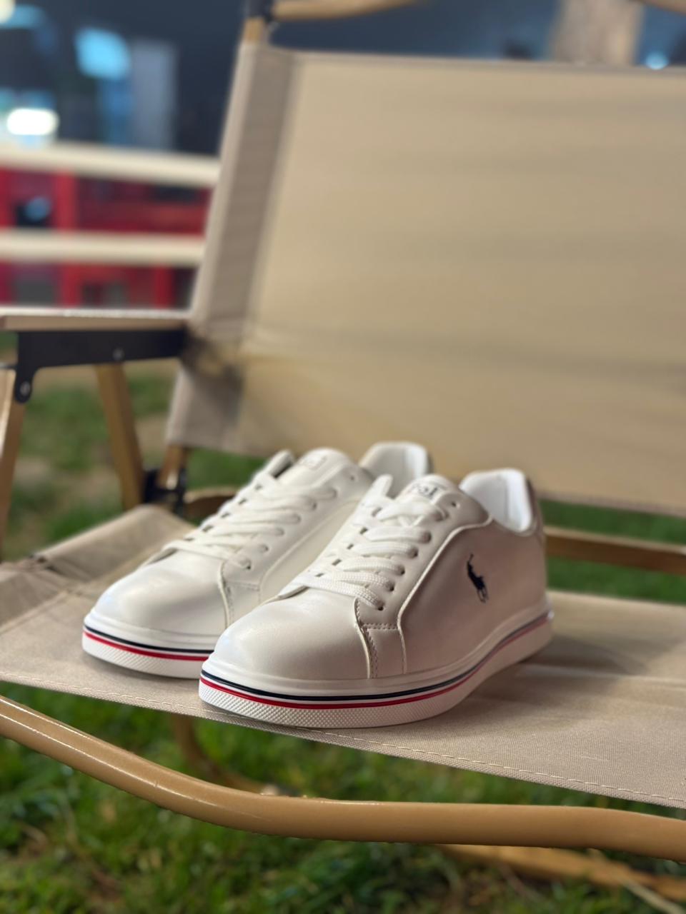 Klassik Ağ Kişi Krasovkası - Gündəlik Şıqlıq